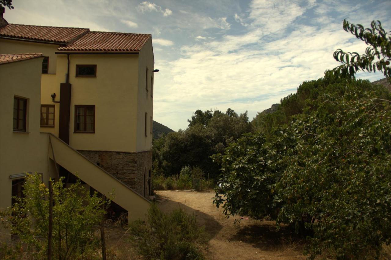 Le Petit Chateau Vezzi Portio Exterior photo